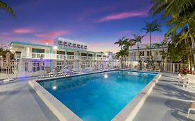 The New Yorker Hotel Miami