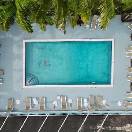 The New Yorker Hotel Miami Exterior photo
