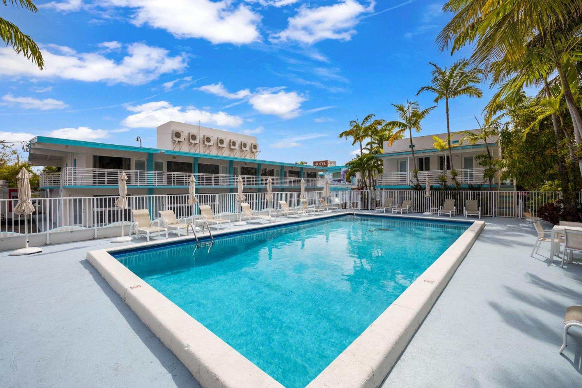 The New Yorker Hotel Miami Exterior photo